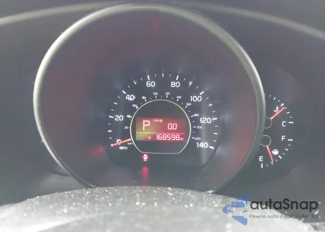 2014 Kia Soul z USA, uszkodzony, nr VIN KNDJN2A22E7047479